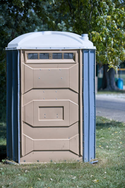 Best Portable restroom trailer rental  in Bridgeport, NE